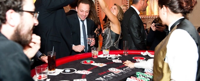 ランドカジノ？オンラインカジノ？どちらが面白い？