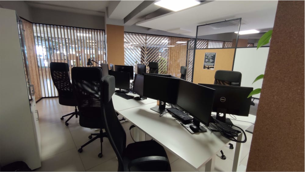 チェリーカジノ 机