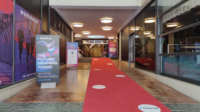 カジノビーツサミット 入り口